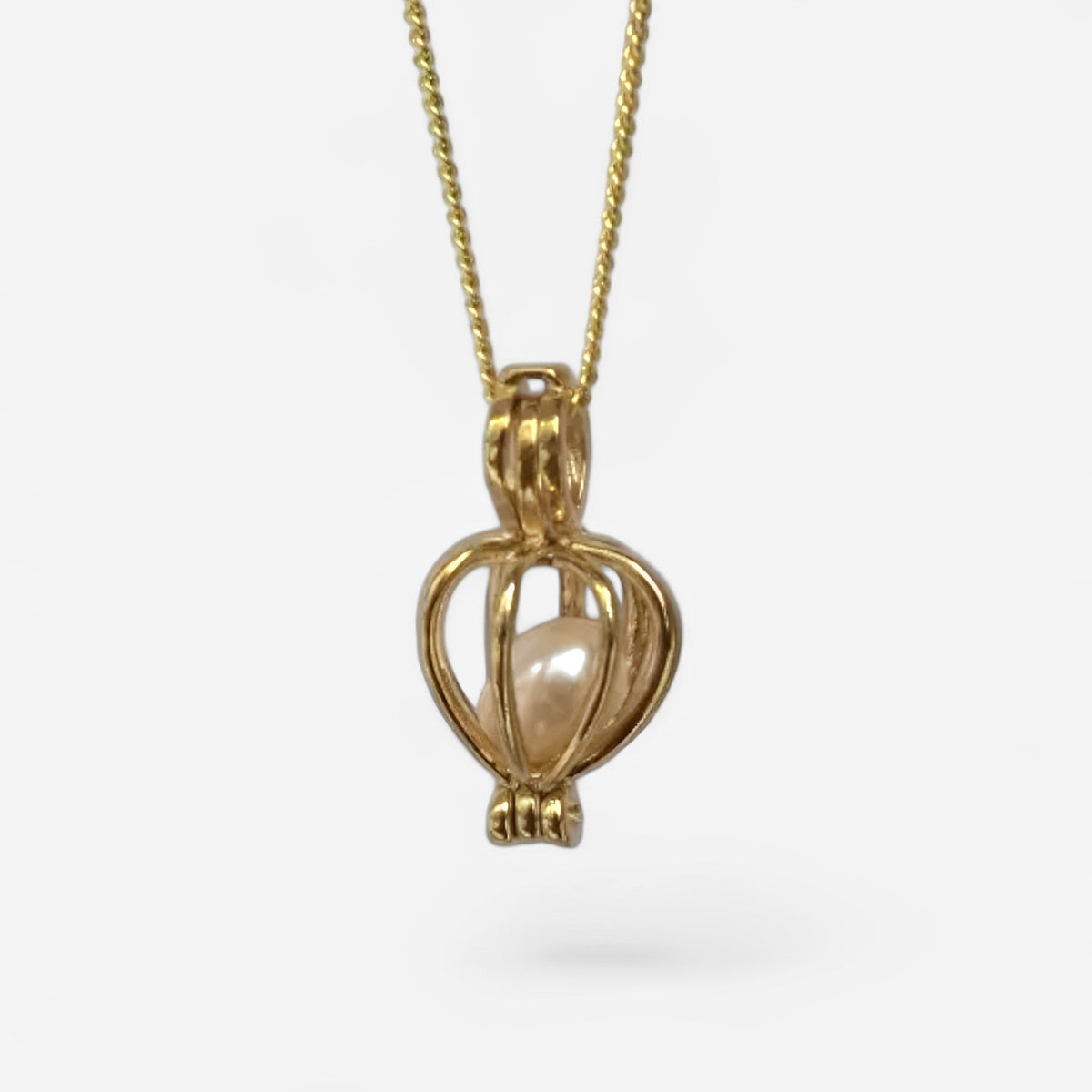 Pearly's Necklace
